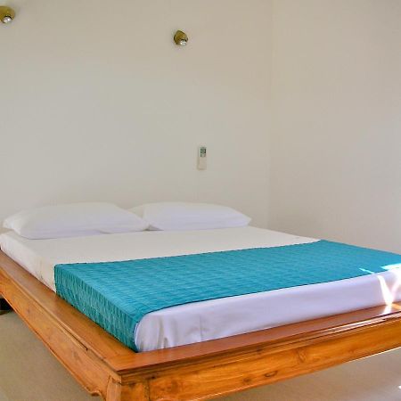 Hotel Cap Sud Сен-Пиер Екстериор снимка